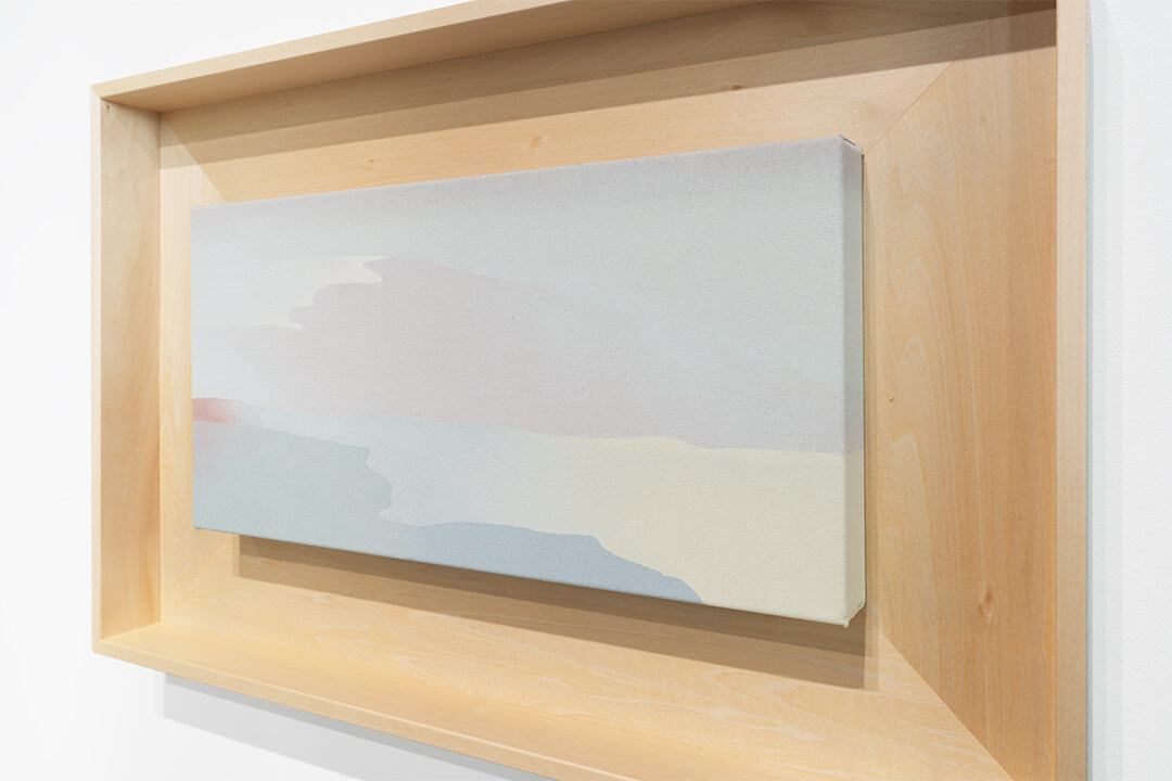 遠い土地の夜を見ている